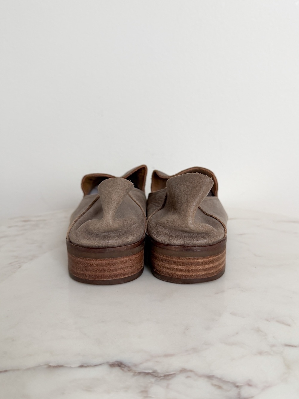 Lucky Brand Cahill Soft Structure Leather Slip On Loafer Flats Size 8 - Picture 7 of 11